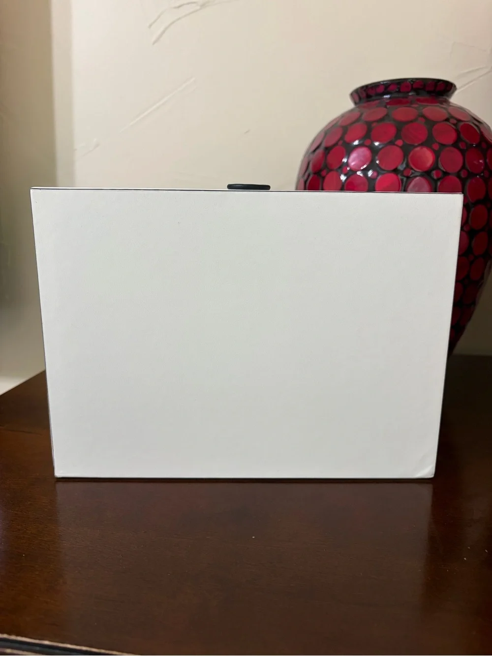 Radley London NWT White Jewelry Box Magnetic Close Ring Necklace Organizer